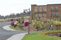 Inn at Cross Keys Station - Parking