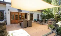 B&B Sauvignon Country Lodge