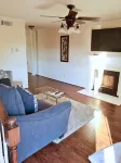 Cozy Townhome Tuscaloosa, 2-Bedroom, Walk to Campus Stadium & Downtown Strip - Homestays