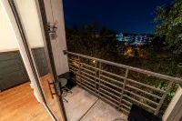 Quaint Studio in First Ward - Condos