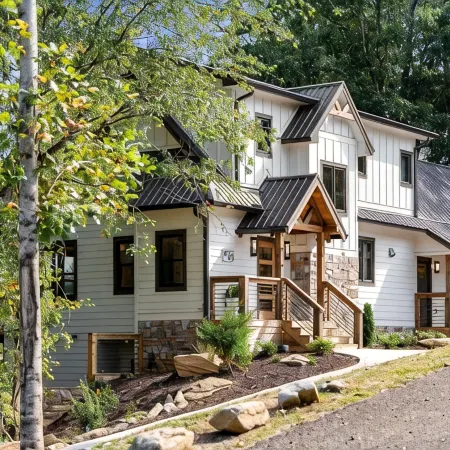 Royal Retreat - Brand New, Luxury, Mountain View, 4 Bedrooms, All En Suites!