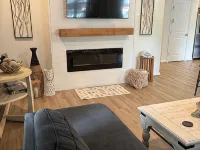 Charming 3-bedroom house with WiFi, AC in delightful Colonial Beach Hotels in Colonial Beach