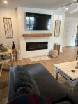 Charming 3-bedroom house with WiFi, AC in delightful Colonial Beach