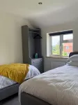 Family home close to Lulworth Cove, Durdle Door, The Tank Musuem & Monkey World