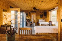 Joshua Tree Hidden Tower - View - Landmark - Across from National Park - Pets OK - Wifi