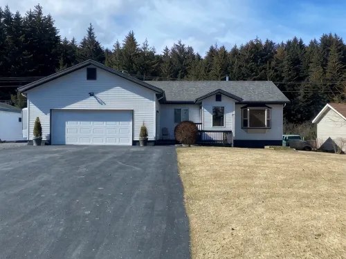 Emerald Isle Getaway - Tremendous 3-bedroom house with WiFi in Kodiak - Bintang 3
