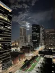 Charming elegant high-rise  apartment in heart of Denver - อ่างจากุชชี่