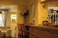 The Old Fourpenny Hotel - bar