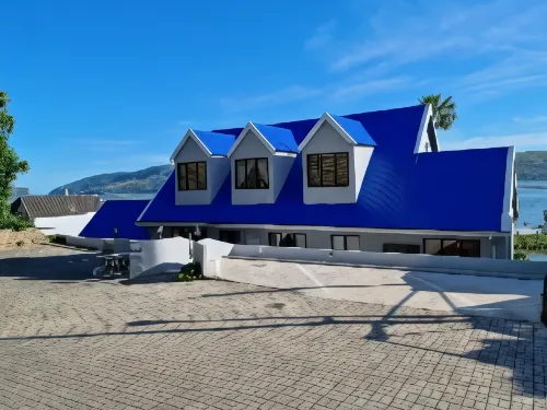 Lagoon Lodge