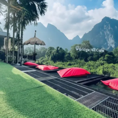 Bridge Hill Cafe Glamping Hotels near แคมป์ปิ้งภูตาจ้อยเขาศก CAMPING AT PHU TA JOY khaosok