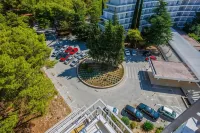 Hotel Medena - parking