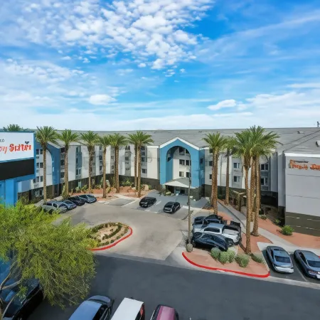 Sonesta Simply Suites Las Vegas Convention Center