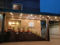 Hotel VIP Square - Hot Tub
