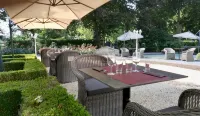 Auberge du Vieux Cedre, Enghien-Belgique - breakfast