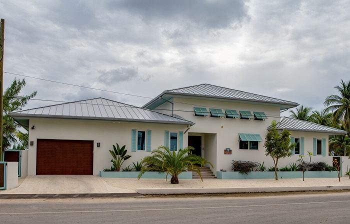 Carolina Kai - Beautiful Luxury Villa Private Beach Near Rum Point & Starfish Pt