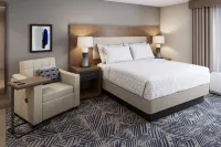 阿蘭薩斯帕斯Candlewood Suites - 停車場