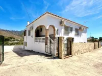 VILLA NURIA WITH PRIVATE POOL,2 KM TO DE BEACH. AC / WIFI / ALARM / PARKING