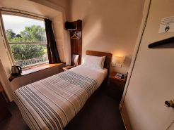 Adelphi Hotel