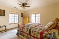Gorgeous Deer Run Chalet (includes neighborhood lake access) - Chalets