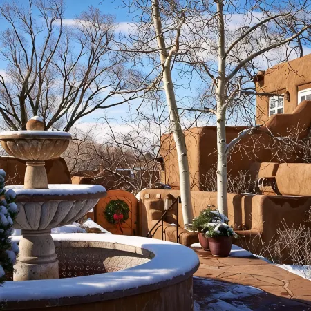 One Bedroom, Two Bath, Sunset Views & Kiva Fireplaces. Walk Downtown!