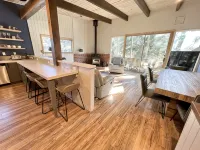4 Bedroom Pet Friendly End UnitRemodeled Kitchen and master bath - 2-Star