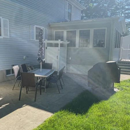 Entire house in Wells, ME nestled in a quiet neighborhood a mile from the beach.