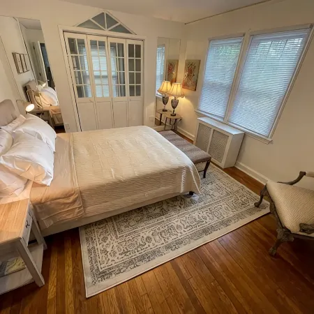 New Jersey home, close to NY City Fun!