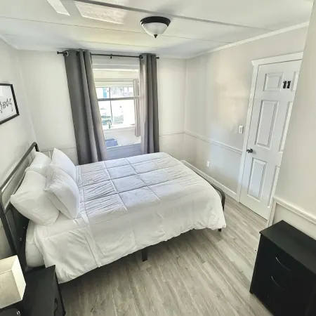 Downtown Boyne City Cottage: Walking distance to everything!