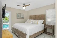 5 Minutes to Vanderbilt Beach, Dining, ShoppingFamily-Pool-Home Naples FL - ビーチサイド