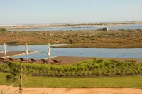 1 bedroom apartment in the Algarve overlooking the ria and the sea with garden and pool