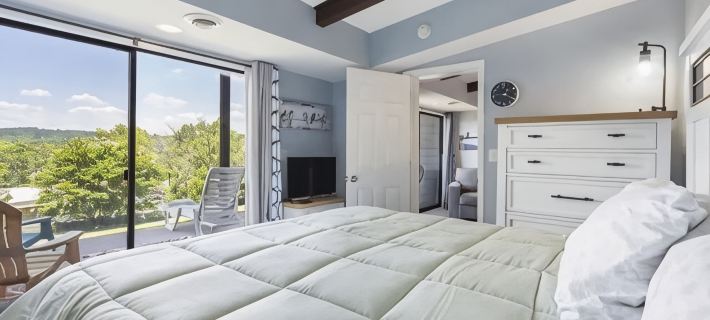 Sunset Retreat at Kimberling City - pet friendly, ground floor condo, lake view Ξενοδοχεία στην πόλη Kimberling City