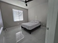Radiant Luxury Retreat: Serene Outdoor Space! - 5-Star