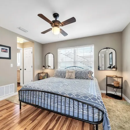 3-Min Walk to Beach, 2 Fully Equipped Homes for Your Destin Getaway