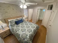 Clean Penthouse with Balcony - 3-Star