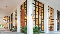 Baker's Cay Resort Key Largo, Curio Collection by Hilton