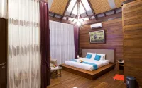 BeeJay Bakau Resort - parking