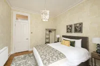 JOIVY Stylish 2bed Flat Near Calton Hill Hotels in Royal Mile
