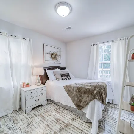 Simply Sweet 3 Bedroom Home - near MS&T & Fort Leonard Wood ローラのホテル