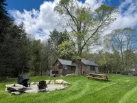 The Owls Nest-A quaint cabin in the woods of VT-Near Bromley, Magic & Stratton