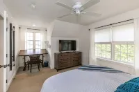 Visit this Beautiful Lakehouse on Skaneateles Lake!! - Boutique