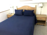 Montauk Manor -1 BR 925 sq. ft. loft in resort overlooking Block Island Sound - 4-Star