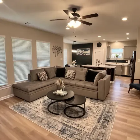 Morden NEW Home in Heart of Lafayette
