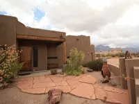 Saguaro Sunset Retreat Hotels in Apache Junction