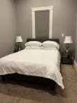 Historic Visalia 3br/2ba - Walk to Downtown - 3つ星