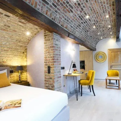 Les Tanneurs Hotels near University of Namur