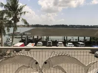 Tudor Water Sports Hotel - parking