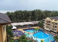 Studio Apartment @ Gold Coast Morib Banting Malaysia - Beach