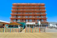 Americana Hotel Boardwalk - parkir