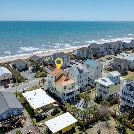 "Personal Resort": Private Pool, Hot Tub, Ocean Views, Elevator, Walk to Town