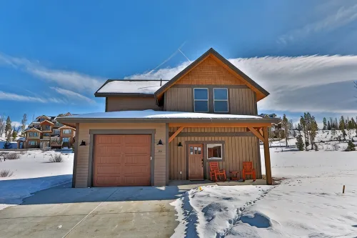 Have Fun/Relax in a Gorgeous Mountain Home, Well Equipped, Great Location - 4-Star